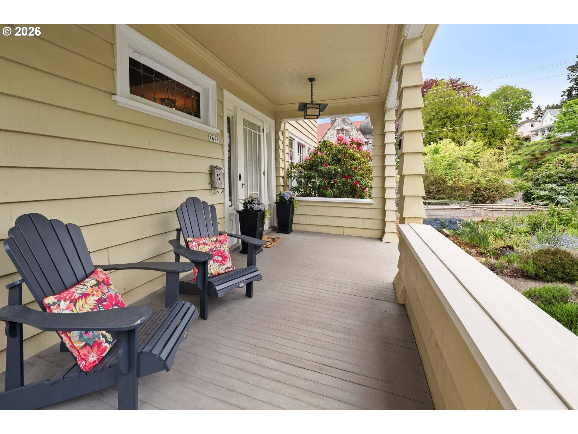 1684 IRVING AVE, Astoria, OR 97103