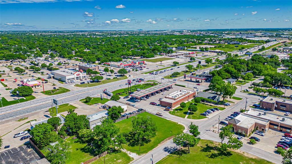 124 Anderson Street, Burleson, TX 76028