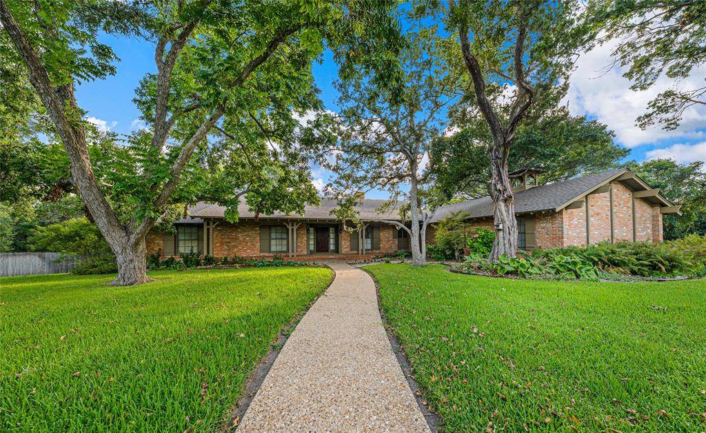3010 Inverness Drive, Waco, TX 76710