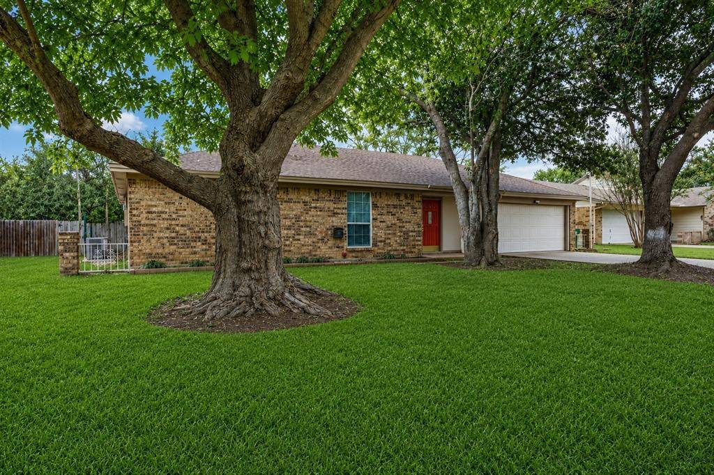 7436 Timberhill Drive, North Richland Hills, TX 76182