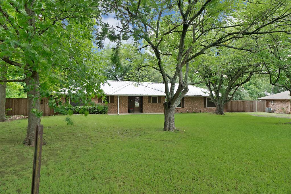 4270 Sir Lancelot Circle, Midlothian, TX 76065
