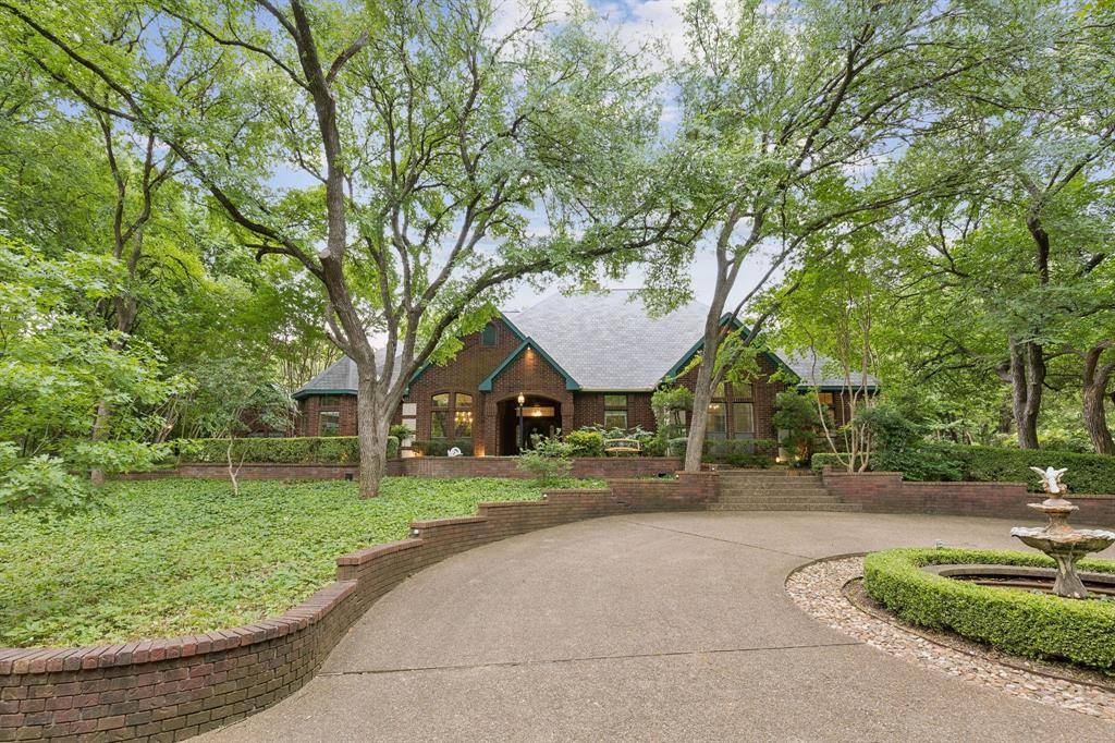 950 Willow Court, Fairview, TX 75069