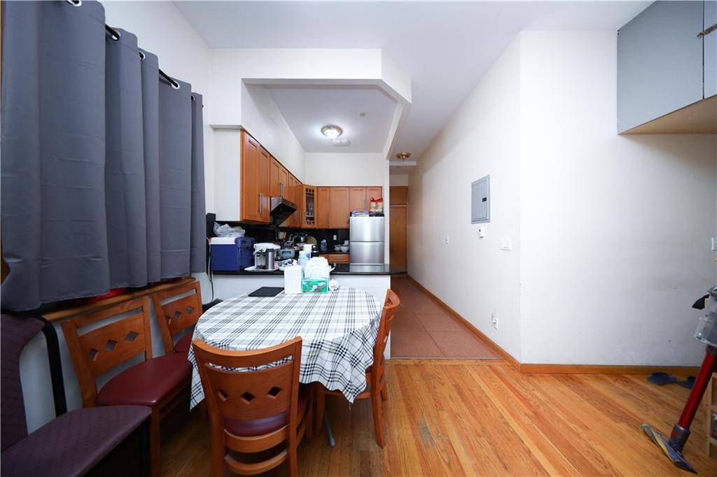 462 52nd ST #2D, Brooklyn, NY 11220