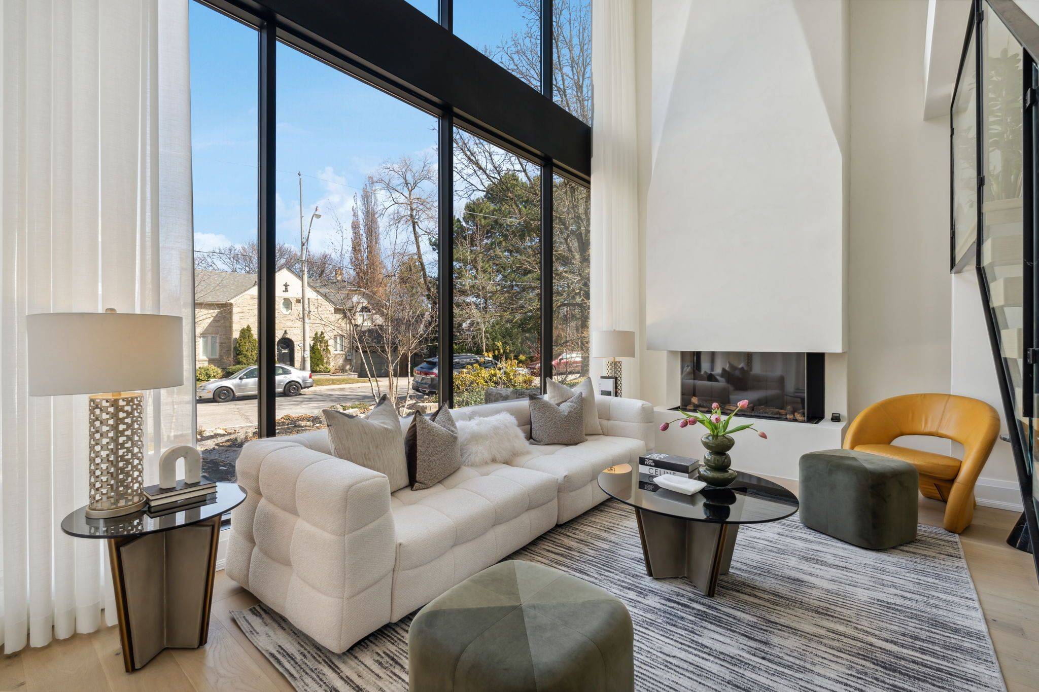 75 Lawrence CRES, Toronto C04, ON M4N 1N3