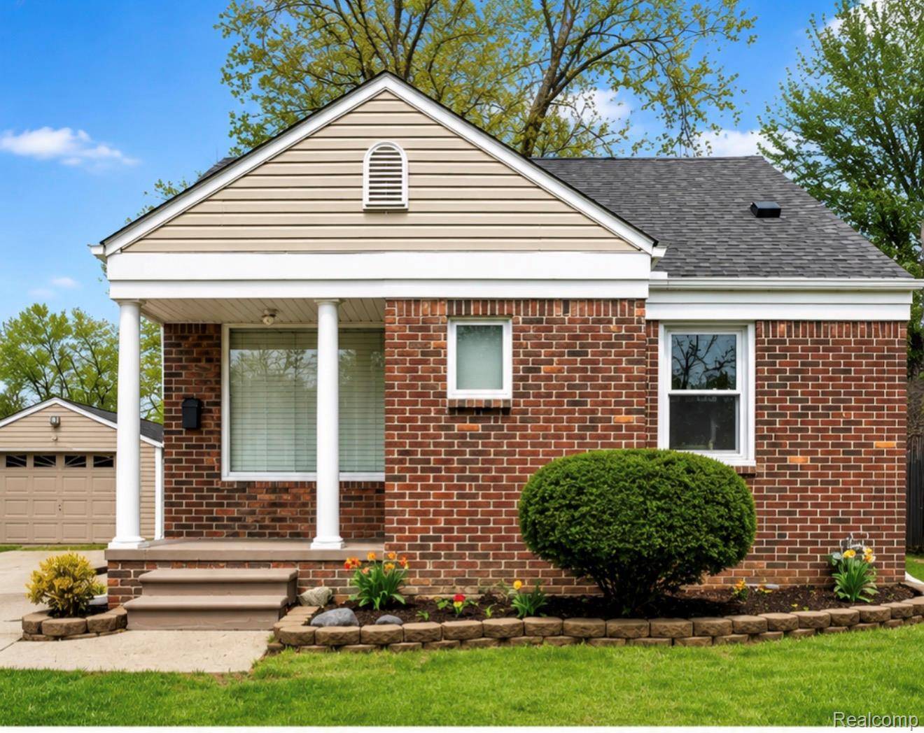 3644 Academy ST, Dearborn, MI 48124