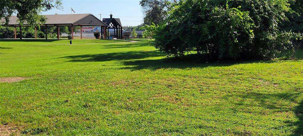 208 Optimist Road, Springtown, TX 76082