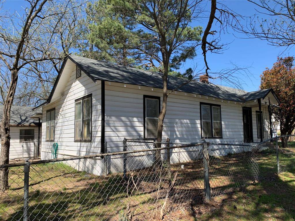 630 E Acheson Street, Denison, TX 75021
