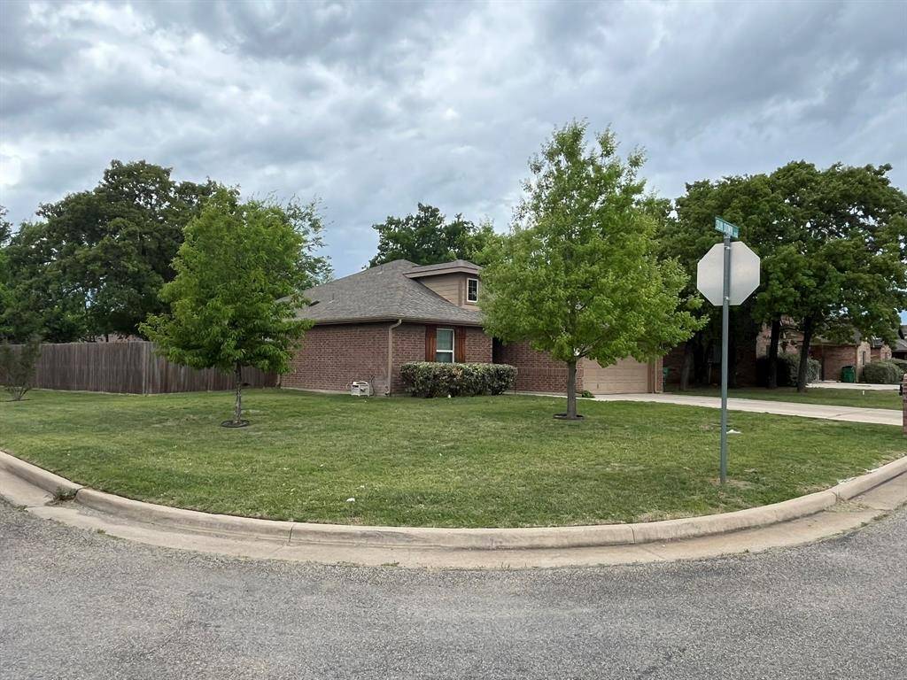 900 Sun Down, Stephenville, TX 76401