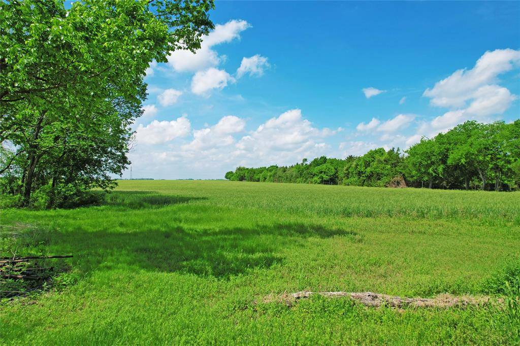 655 Saint Clair Road, Ennis, TX 75119