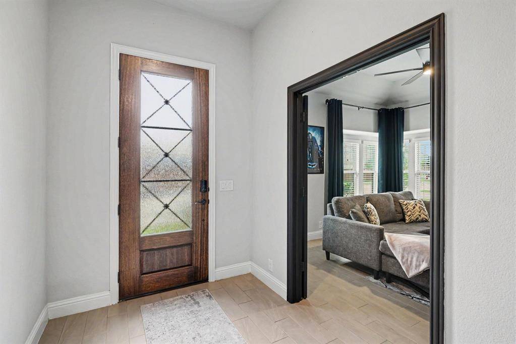 4381 Sun Meadow Drive, Joshua, TX 76058