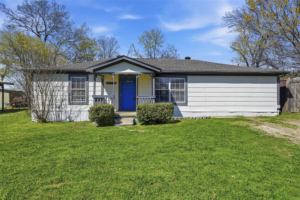 308 W Lamm Street, Blue Ridge, TX 75424