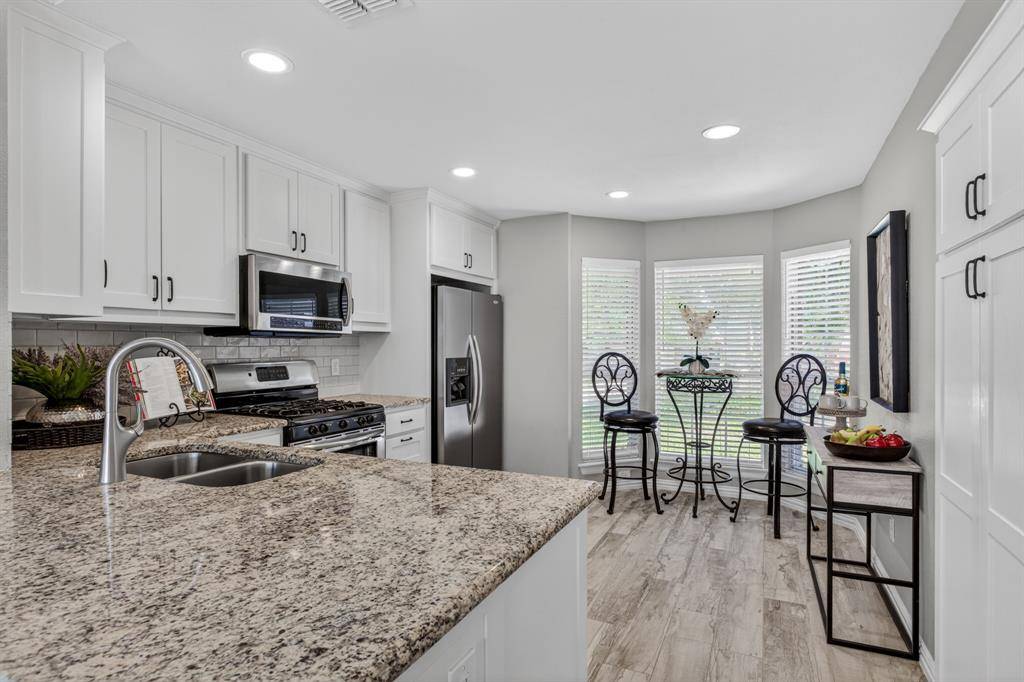 2305 Amhearst Lane, Flower Mound, TX 75028