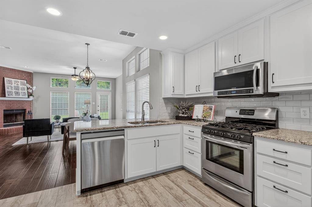 2305 Amhearst Lane, Flower Mound, TX 75028