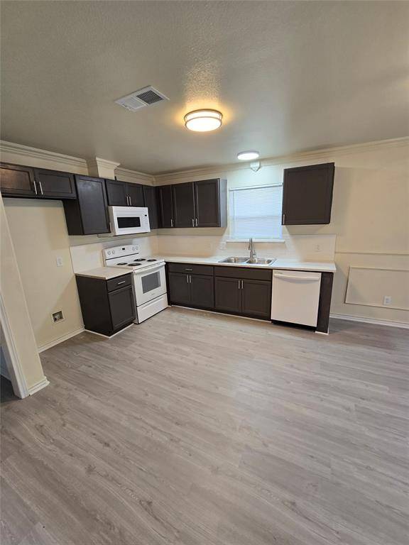 8112 Gibbs Drive, White Settlement, TX 76108