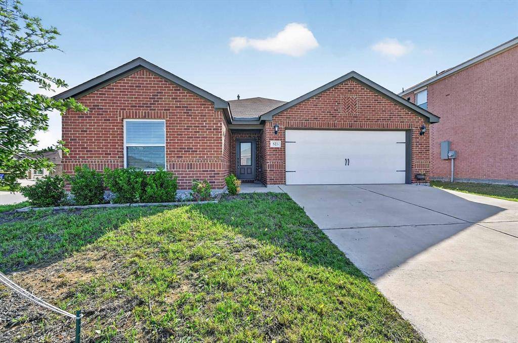 523 Bennie Leonard Street, Venus, TX 76084