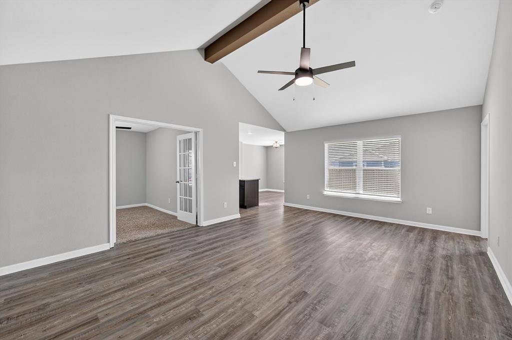 523 Bennie Leonard Street, Venus, TX 76084