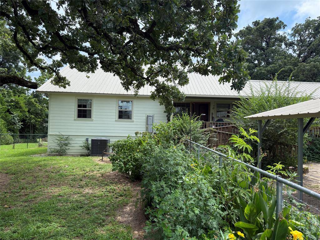 1014 Greenwood Street, Winnsboro, TX 75494