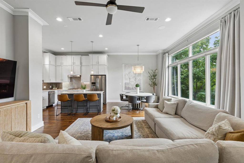 4402 Lafayette Street #B, Dallas, TX 75204