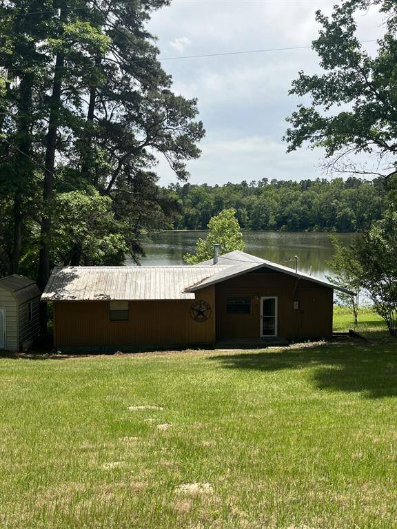 130 Private Road 8232, Annona, TX 75550