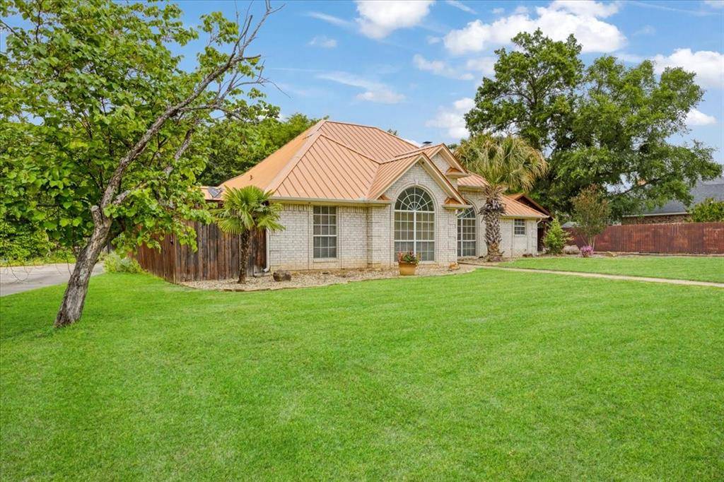 3420 Graham Street, Paris, TX 75460