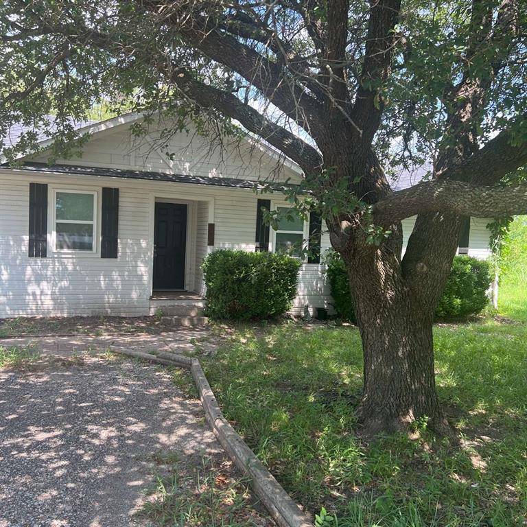 313 N Church Street, Blue Ridge, TX 75424
