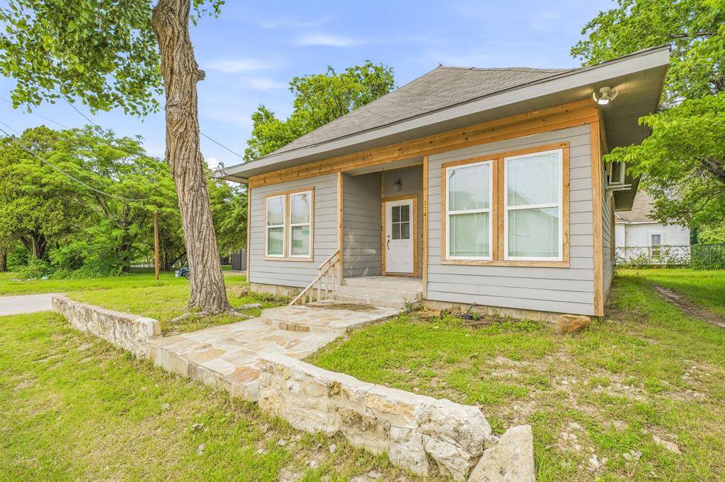314 N Harding Street, Fort Worth, TX 76102