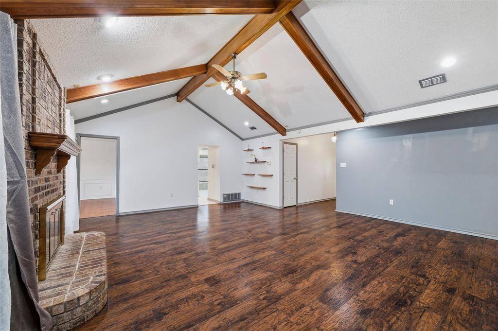 1514 Sayles Avenue, Arlington, TX 76018