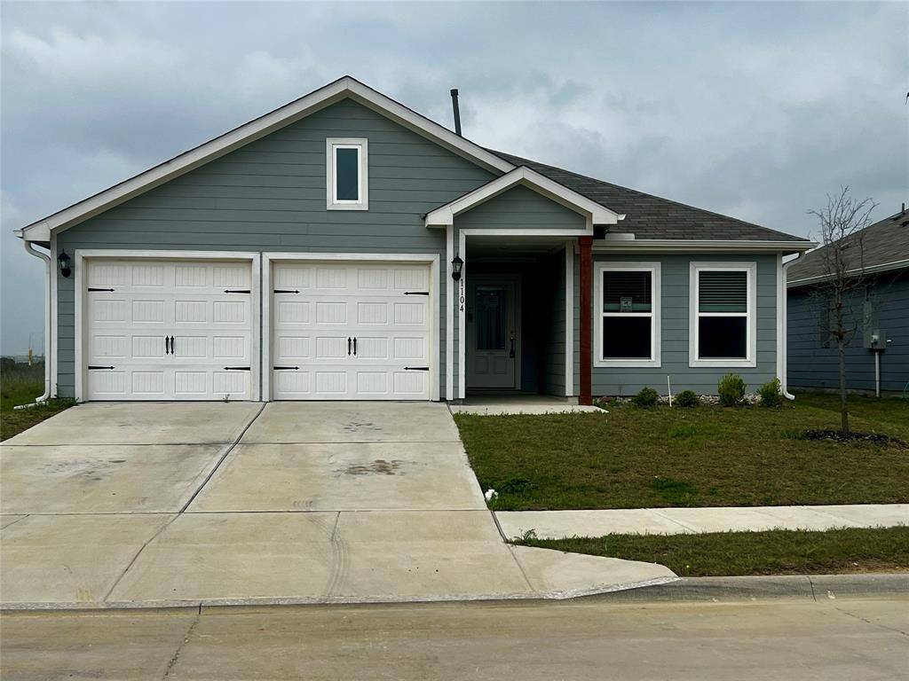 1104 Tiger Lily Lane, Fort Worth, TX 76108