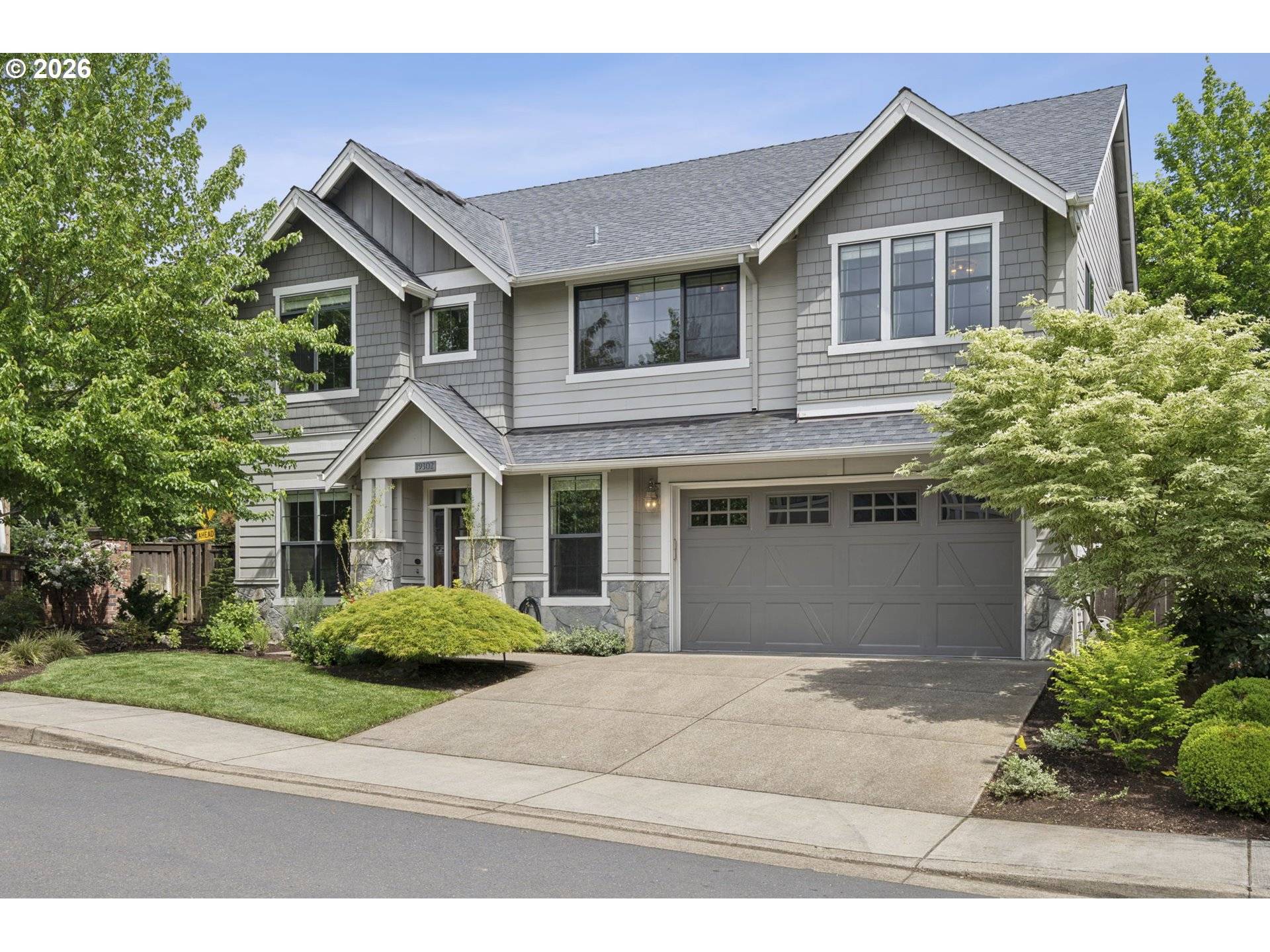 19302 RIVERWOOD LN, Lake Oswego, OR 97035