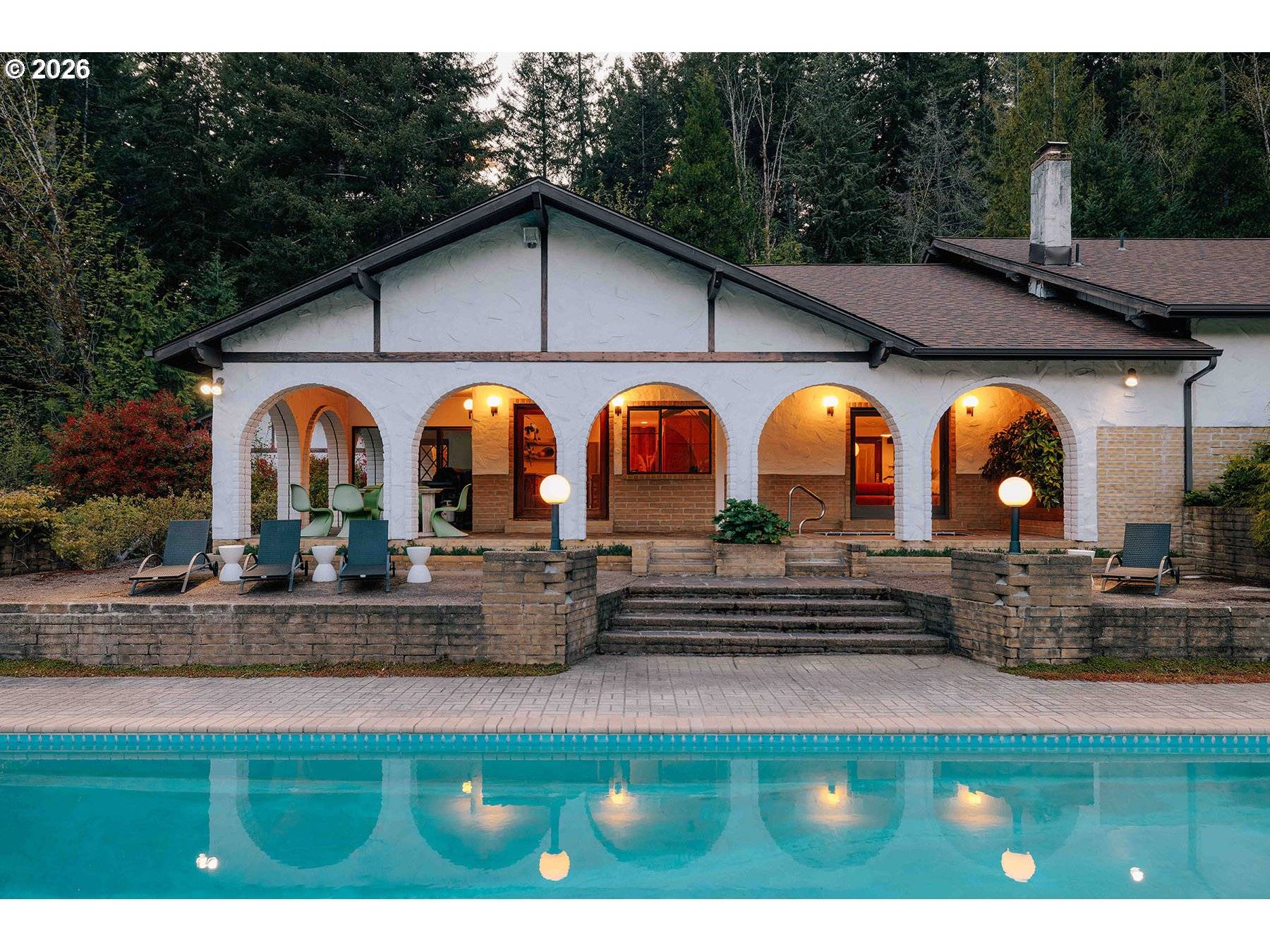 57255 N BANK RD, Mc Kenzie Bridge, OR 97413