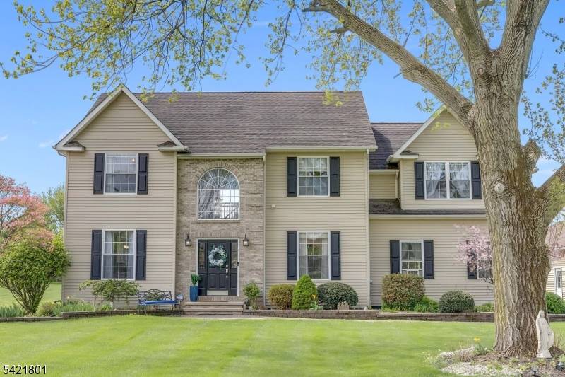 6 Quarry Road, Franklin Twp., NJ 08886