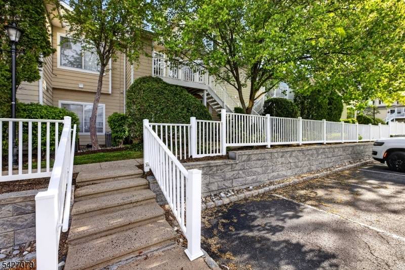 60 Wentworth Road, Bedminster Twp., NJ 07921