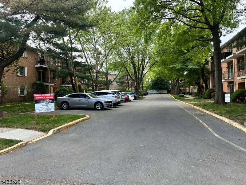 45 John St #3A, Bloomfield Twp., NJ 07003