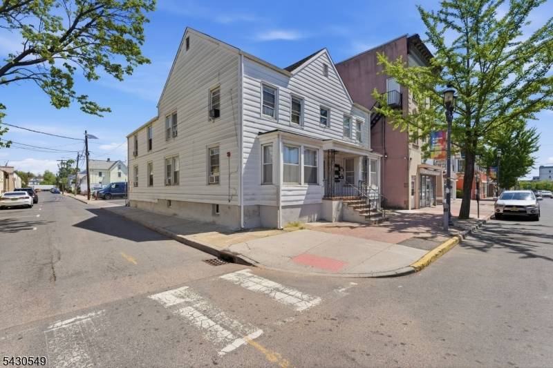 194 Somerset St, North Plainfield Boro, NJ 07060