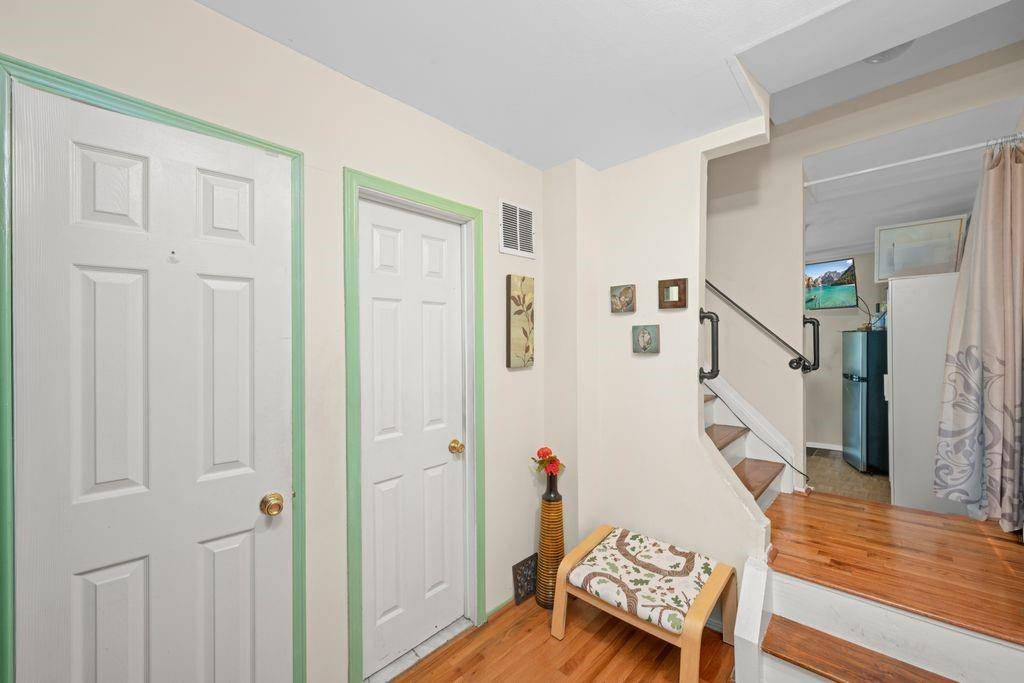 84 Long Pond LN, Staten  Island, NY 10304