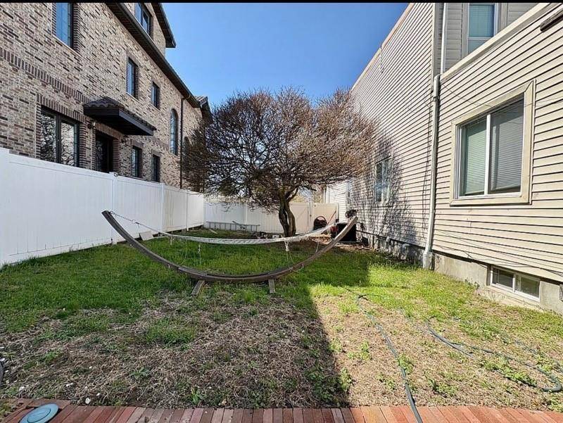 849 73 ST, Brooklyn, NY 11228