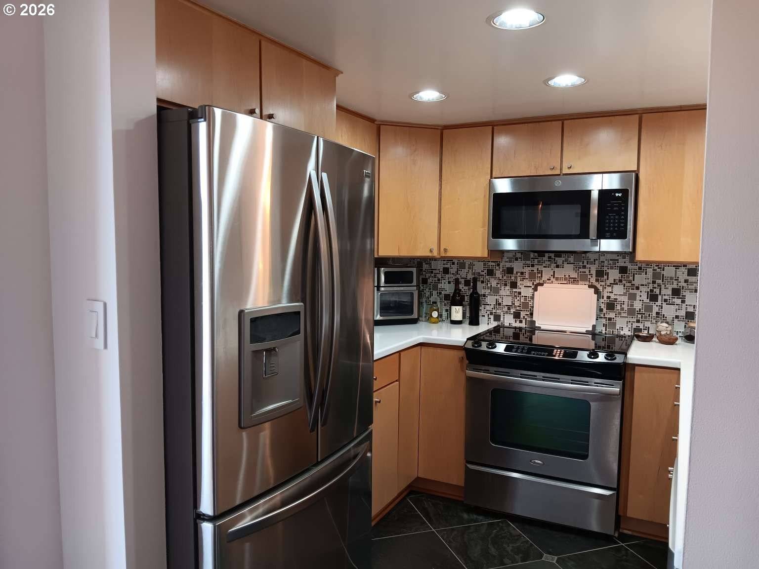 6605 W BURNSIDE ST #144, Portland, OR 97210