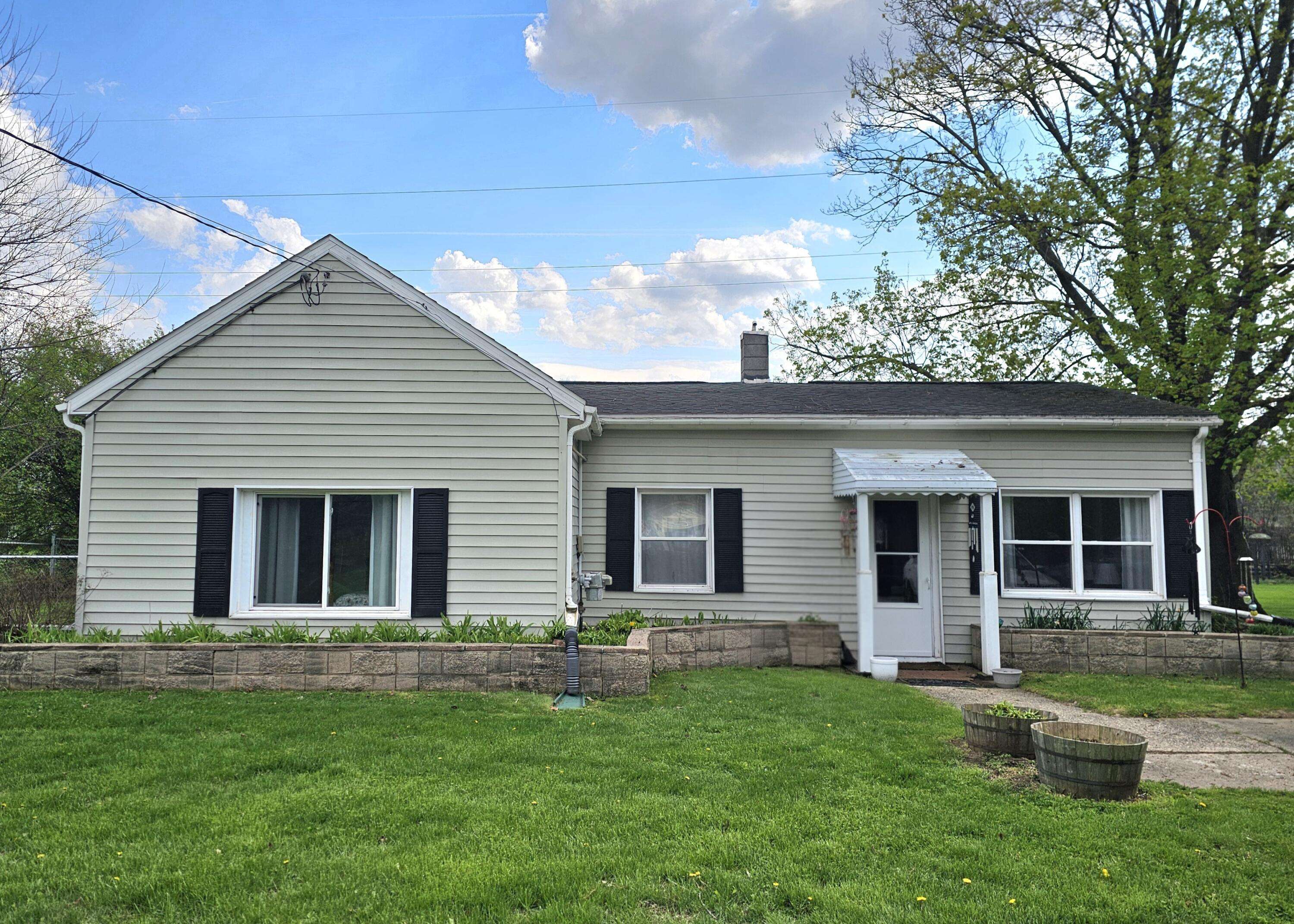 583 Shirley DR, Blackman Twp, MI 49202