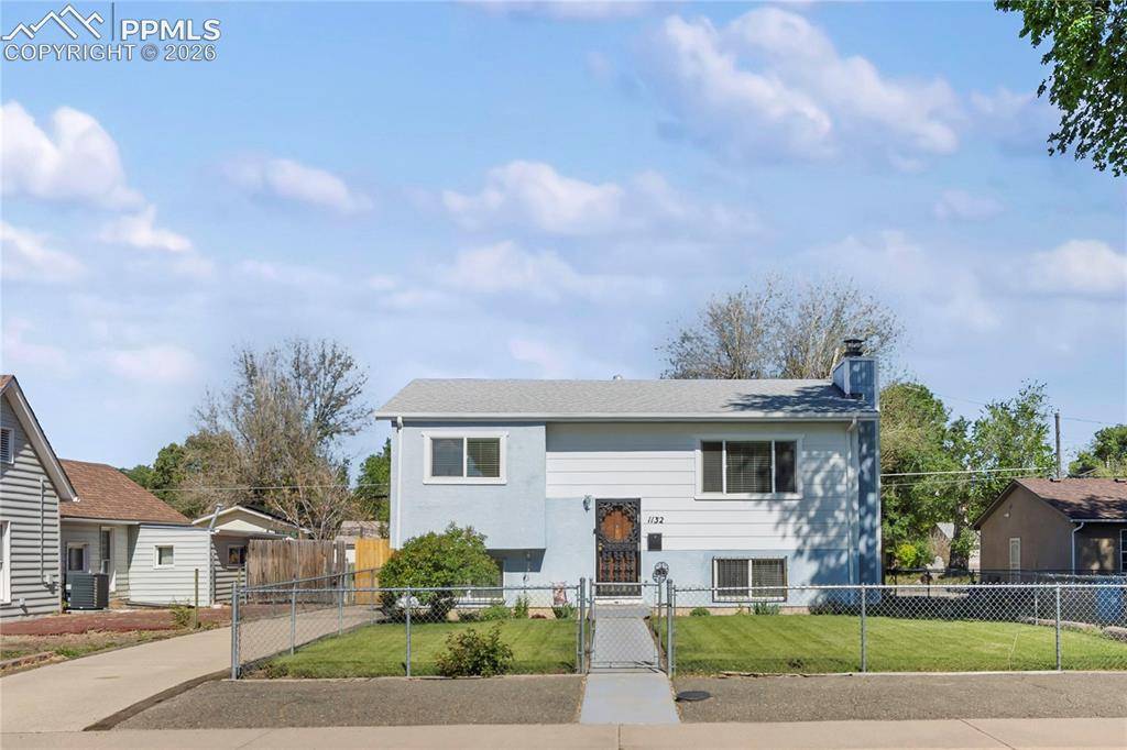 1132 Euclid AVE, Pueblo, CO 81004