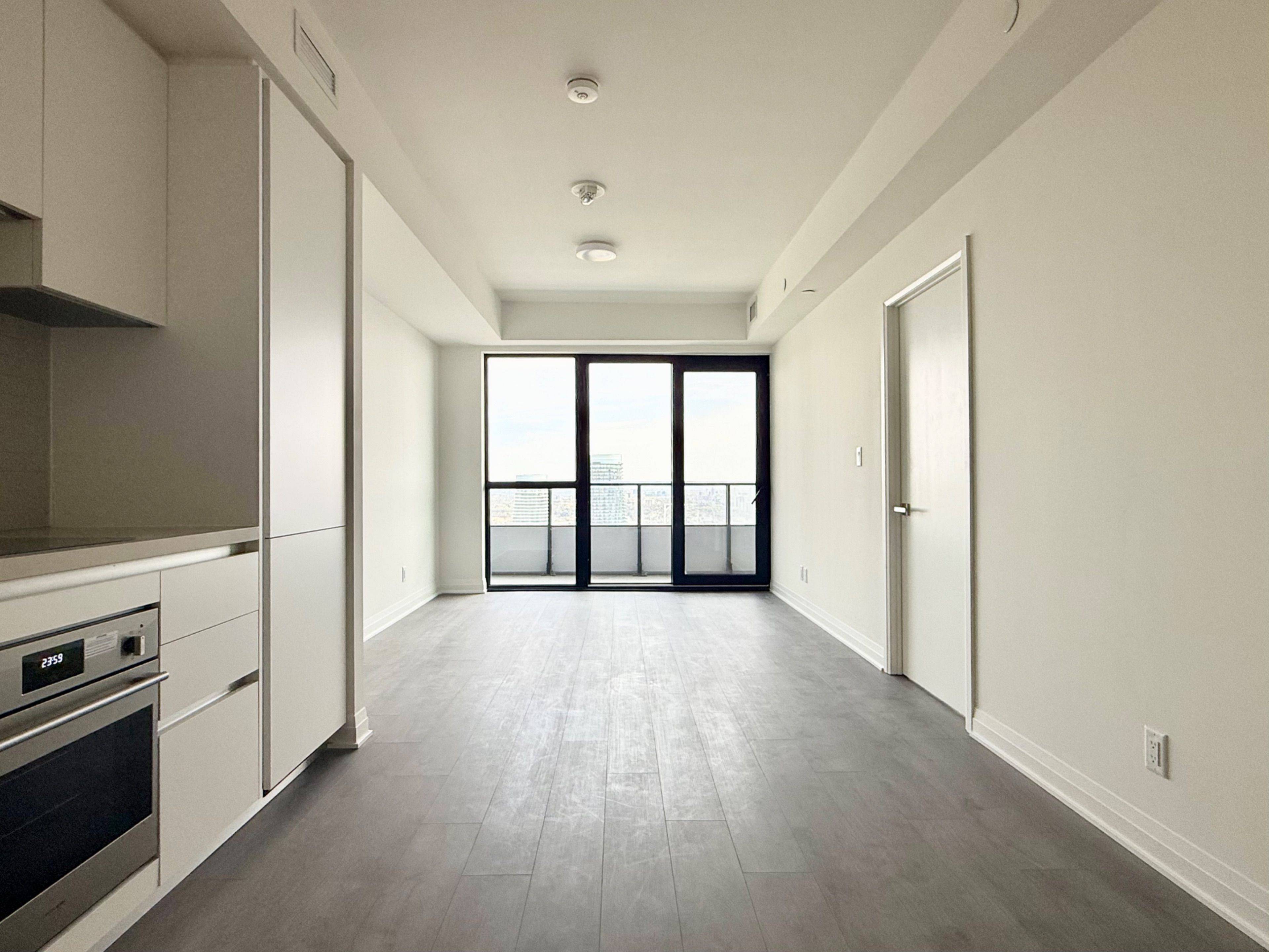 4015 The Exchange ST #4701, Mississauga, ON L5B 0N9