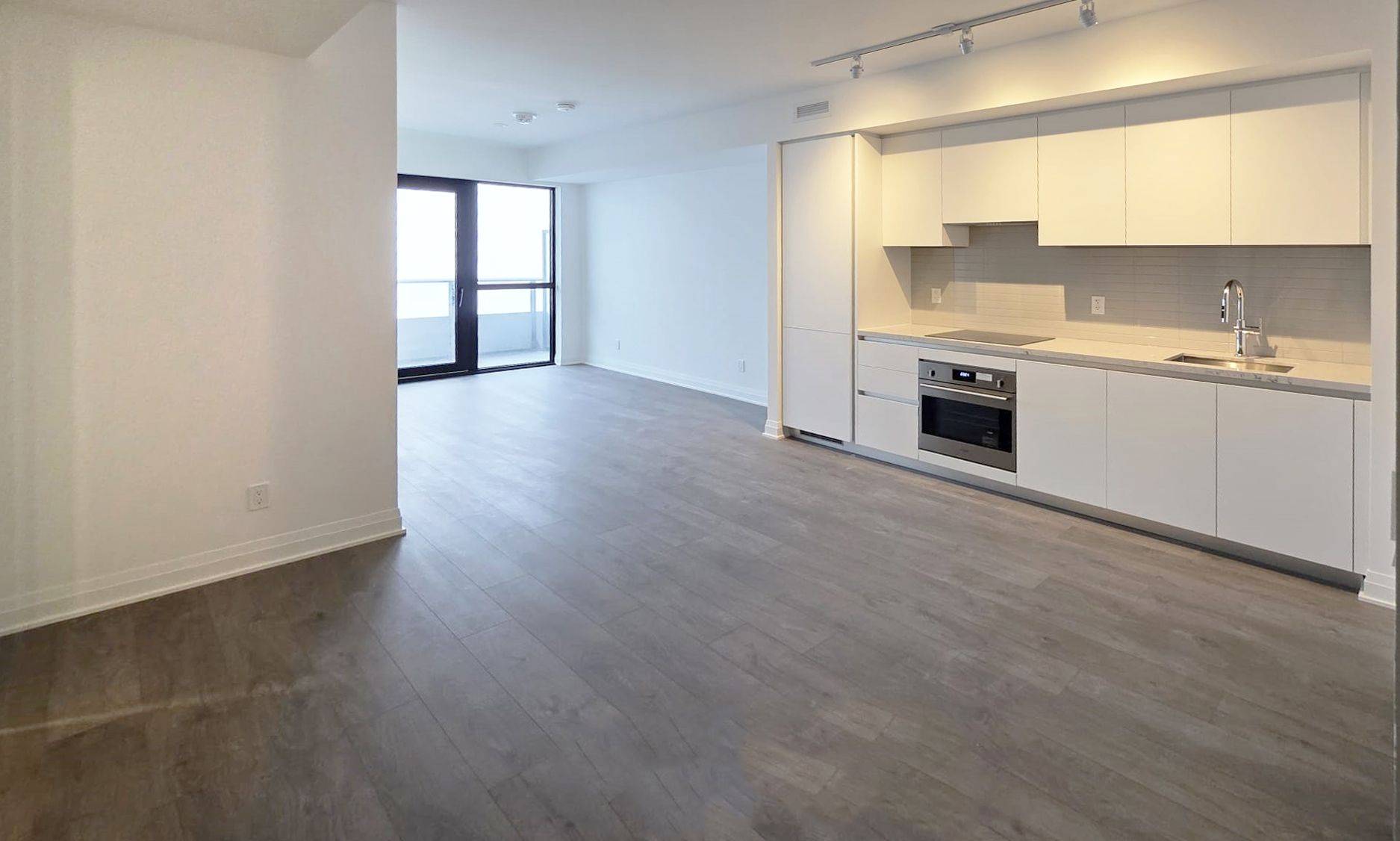 4015 The Exchange N/A #5811 LPH, Mississauga, ON L5B 0N9