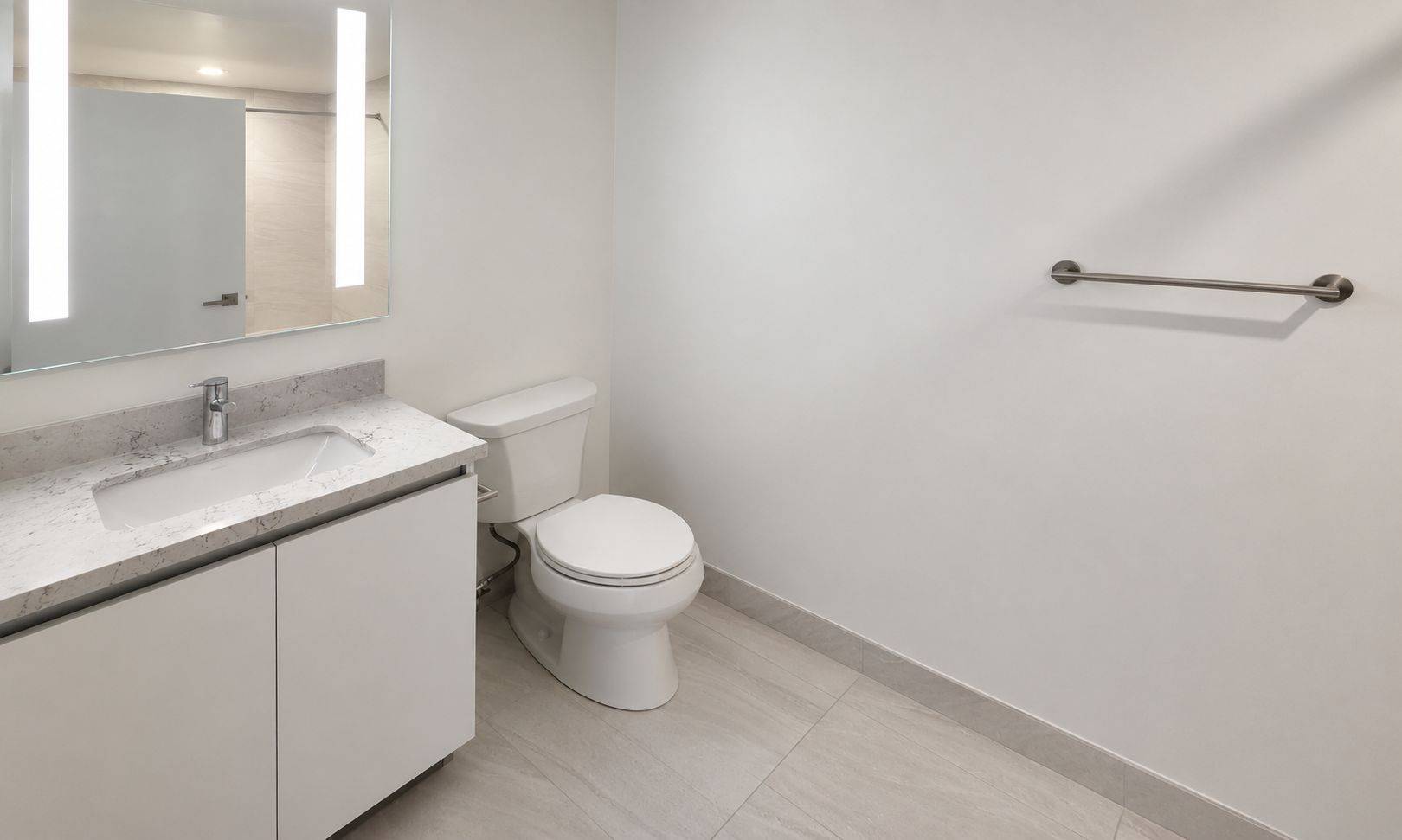 4015 The Exchange N/A #5811 LPH, Mississauga, ON L5B 0N9