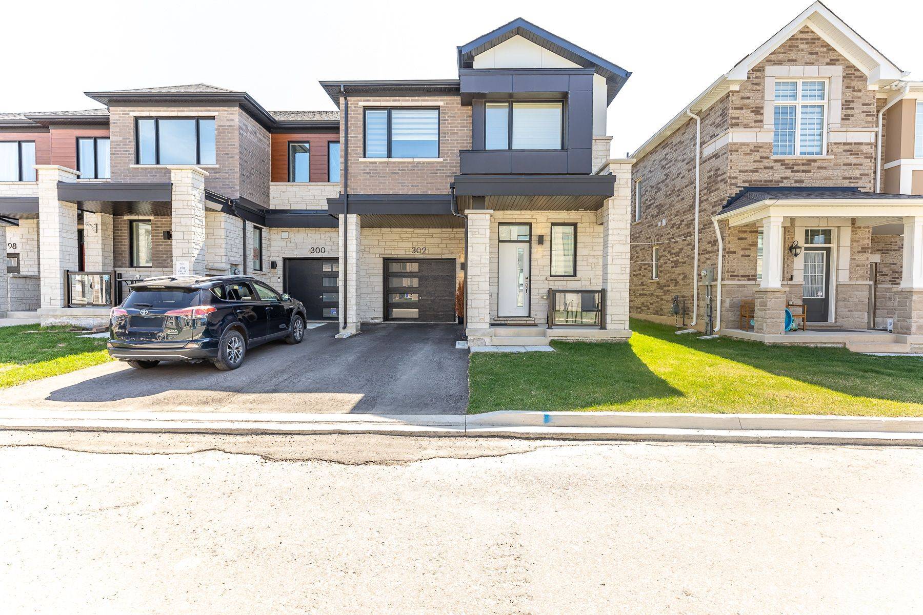 302 Calla PT, Milton, ON L9T 2X5
