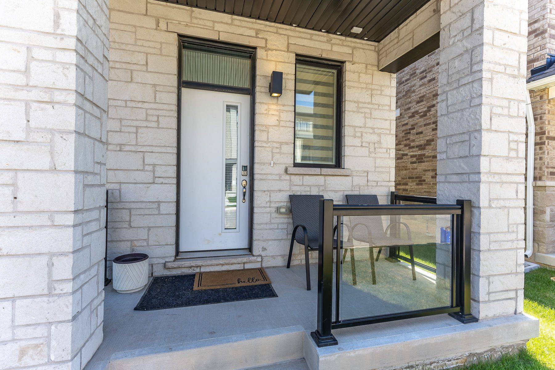 302 Calla PT, Milton, ON L9T 2X5