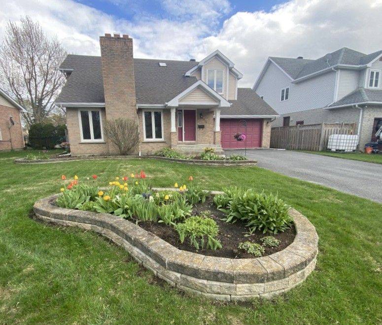 1638 Blakely DR, Cornwall, ON K6J 5L3