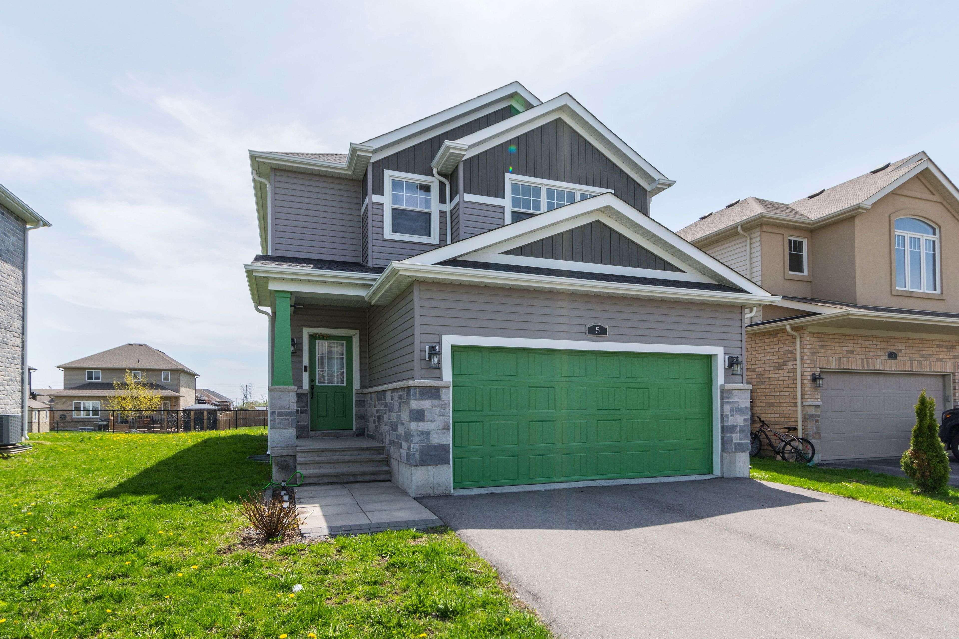 5 Cottonwood DR, Belleville, ON K8N 0J3