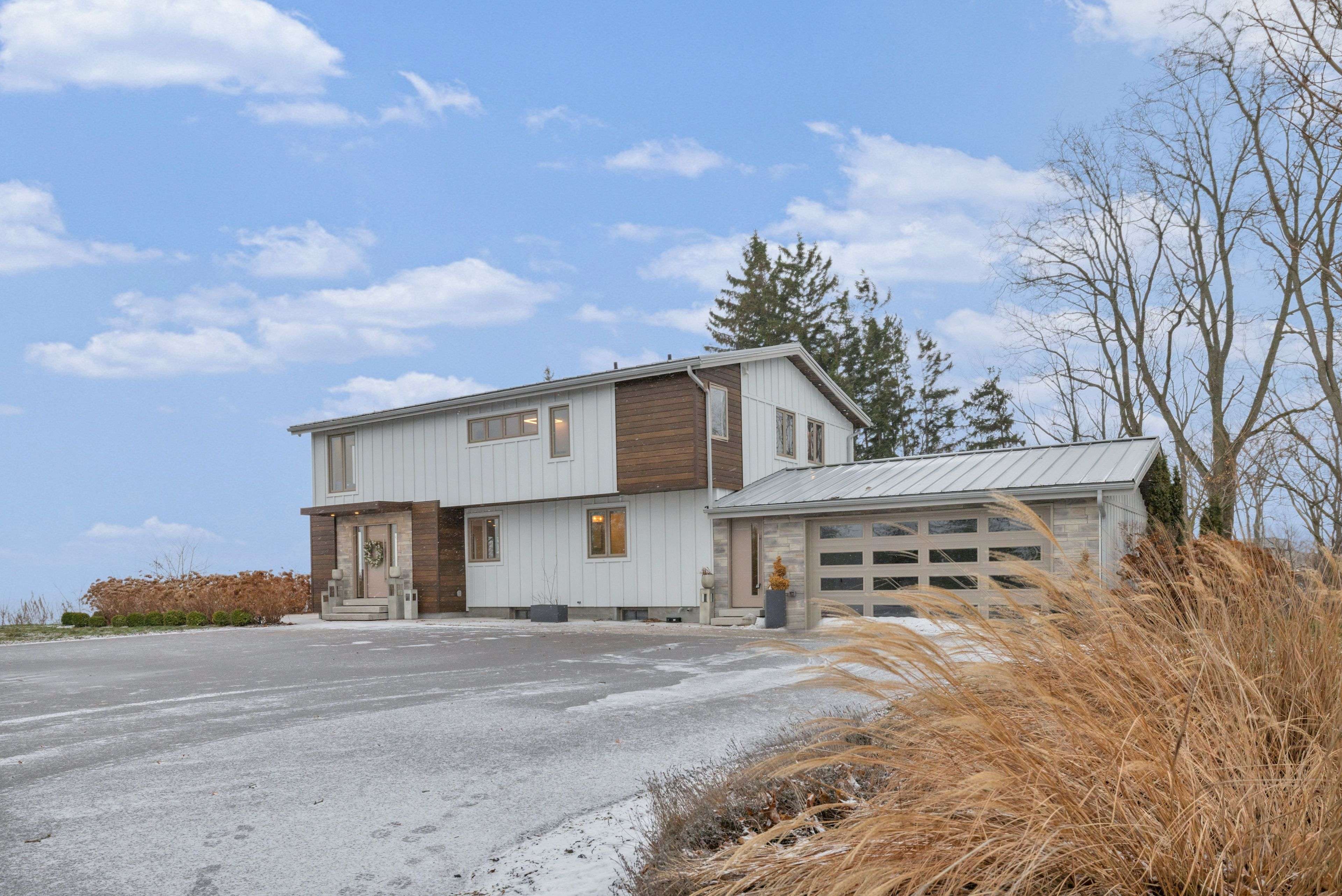 434 Front RD, Norfolk, ON N0E 1P0