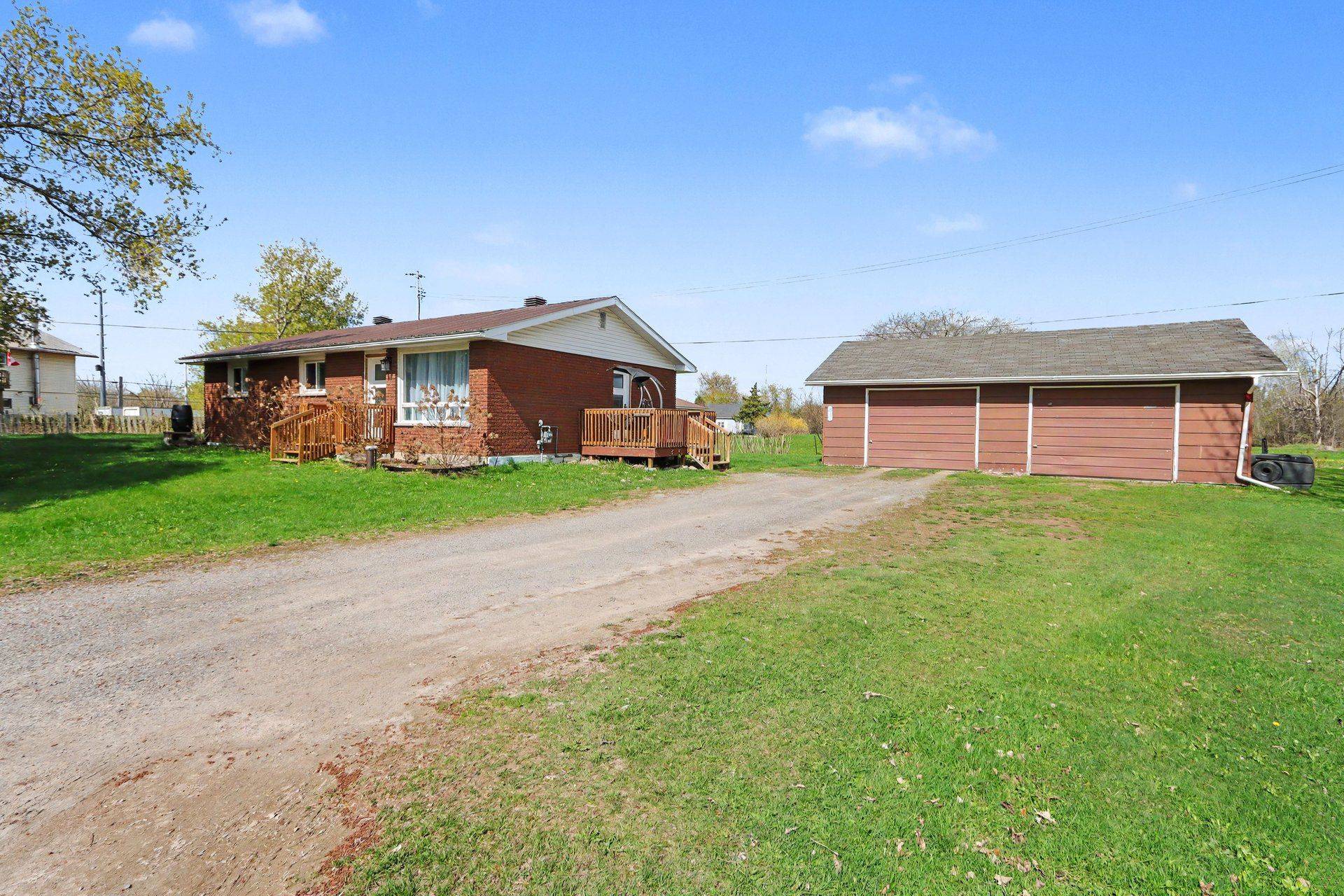 130 Saumure CIR, Drummond/north Elmsley, ON K7A 4S4