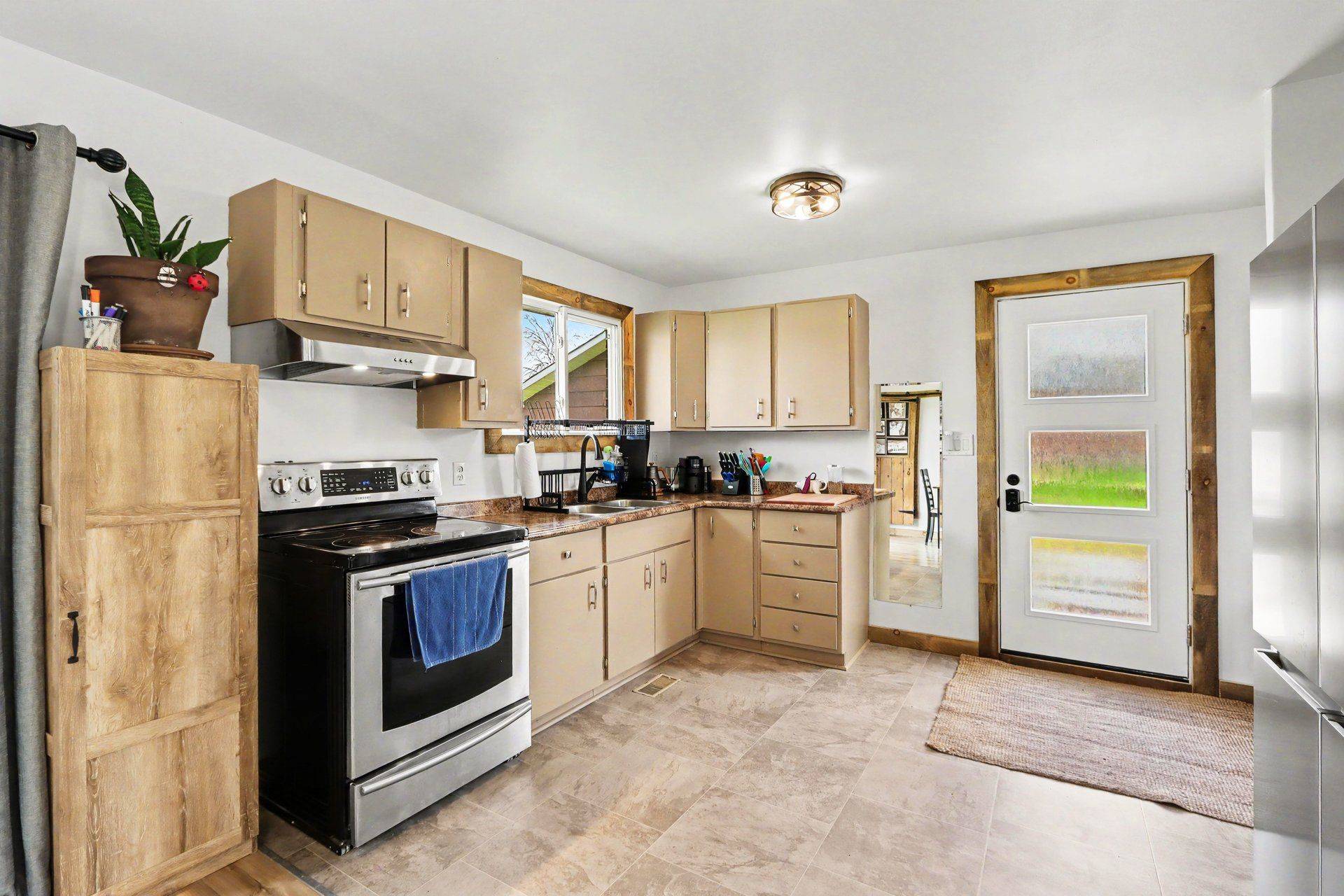 130 Saumure CIR, Drummond/north Elmsley, ON K7A 4S4