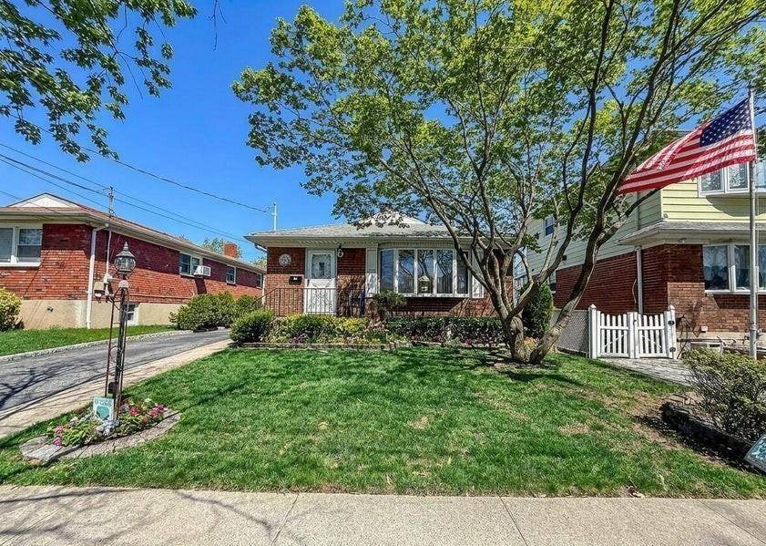 69 Reno AVE, Staten  Island, NY 10306